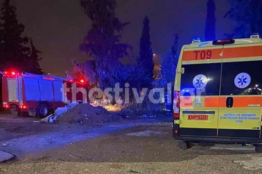 Θρίλερ στη Θεσσαλονίκη: Πυροσβέστες πήγαν να σβήσουν φωτιά και βρήκαν απανθρακωμένο πτώμα