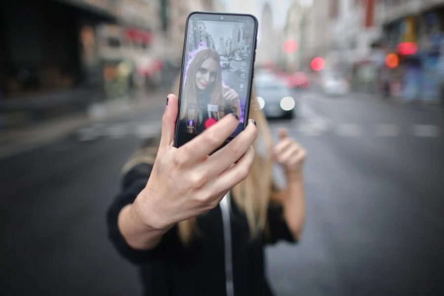 «Το TikTok μοιάζει με κοκαΐνη και ίσως καταστρέψει το ίντερνετ»