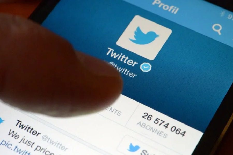 To Twitter κατέβασε τον λογαριασμό του avgi.gr