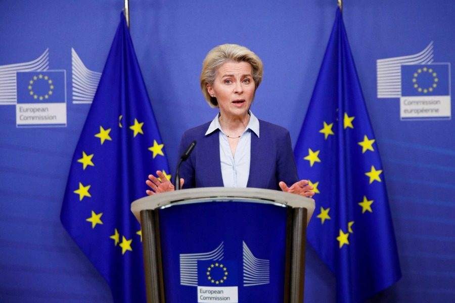 Ουκρανία: Σκληρές κυρώσεις ανακοίνωσε για την Ρωσία η Ούρσουλα φον Ντερ Λάιεν