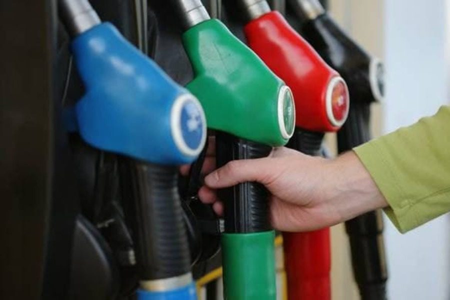 Εφιαλτικές εκτιμήσεις για την τιμή της βενζίνης