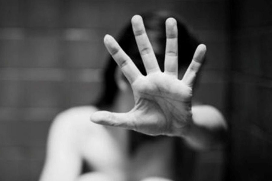 Καταγγελία βιασμού 24χρονης: Εισαγγελική έρευνα για κύκλωμα μαστροπείας