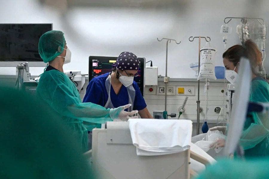 Υπουργείο Υγείας: «Ξεκλειδώνουν» τα απογευματινά χειρουργεία στο ΕΣΥ 