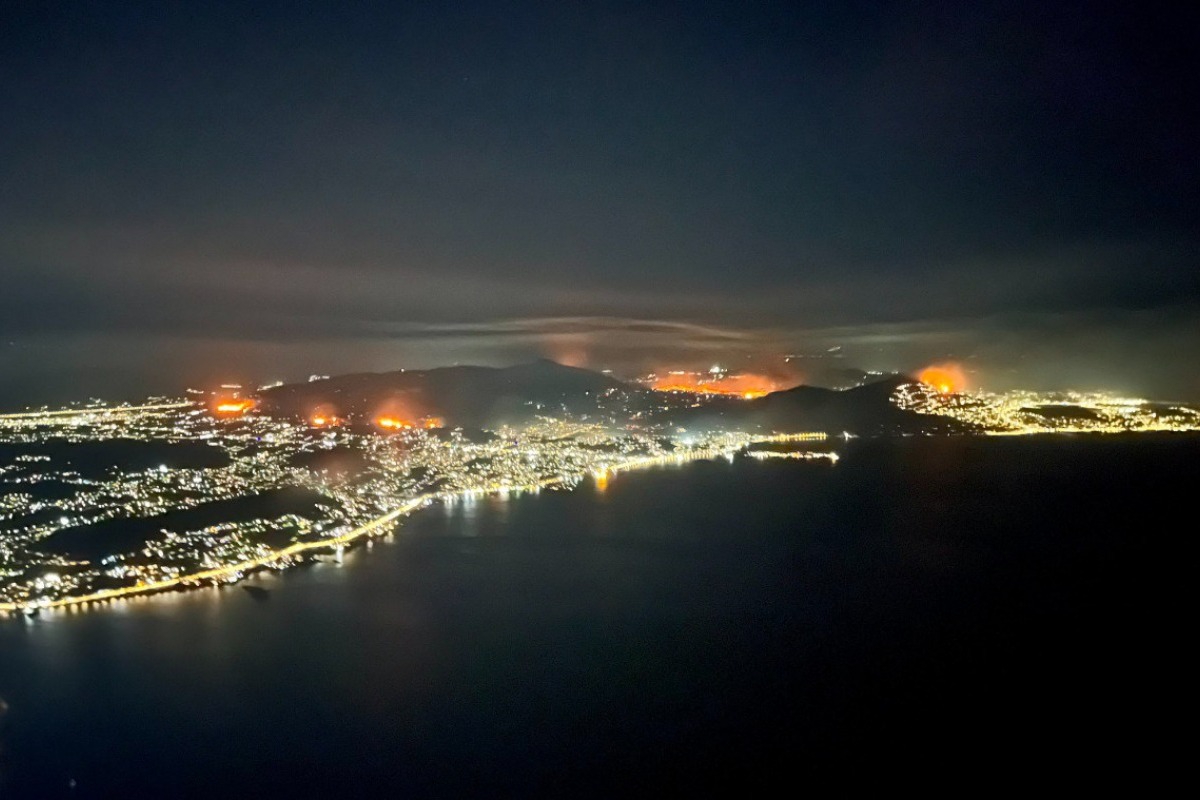 Φωτιές στην Αττική: Σοκάρει ανάρτηση στο Twitter με φωτογραφία από ψηλά