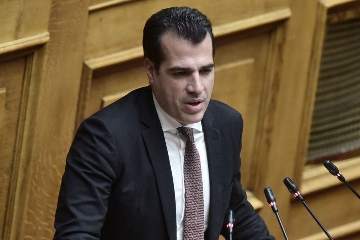 Πλεύρης: Δεν ψηφίζει το νομοσχέδιο