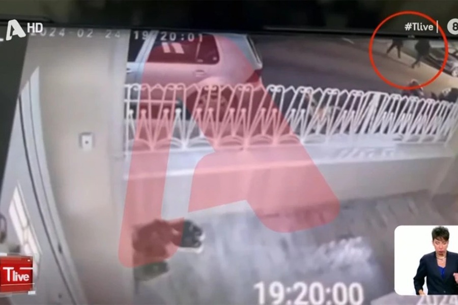 Βίντεο ντοκουμέντο από το έγκλημα στην Αγία Βαρβάρα: Ο 69χρονος περπατάει χαλαρός με την καραμπίνα στο χέρι