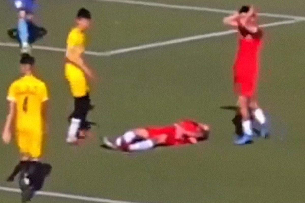 Θρήνος στην Αλγερία - Νεκρός 17χρονος ποδοσφαιριστής από κλωτσιά στο συκώτι - Δείτε βίντεο