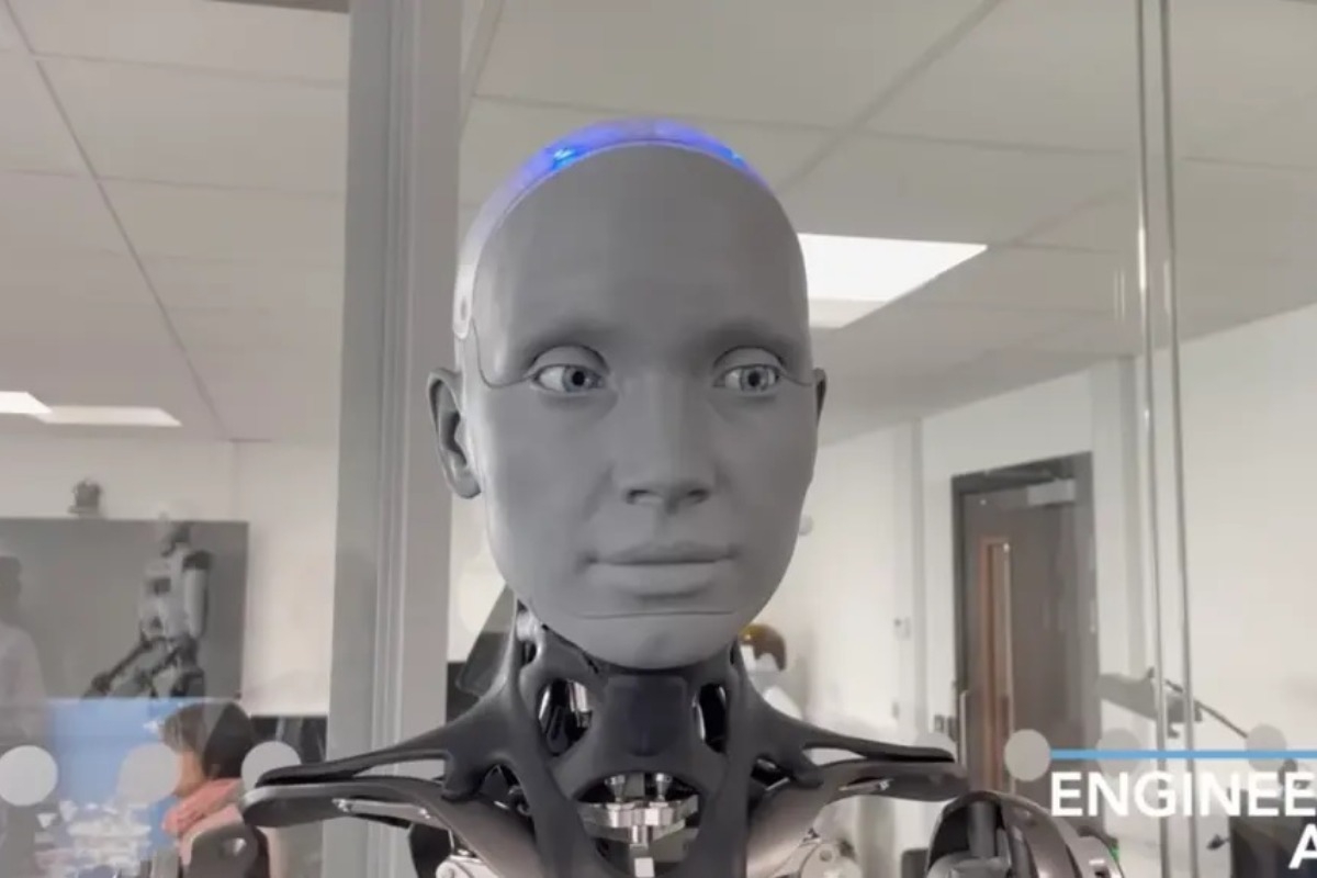 H Ameca το πιο προηγμένο ρομπότ στον πλανήτη: Σαν να παίζουμε σε ταινία, όμως είναι πραγματική