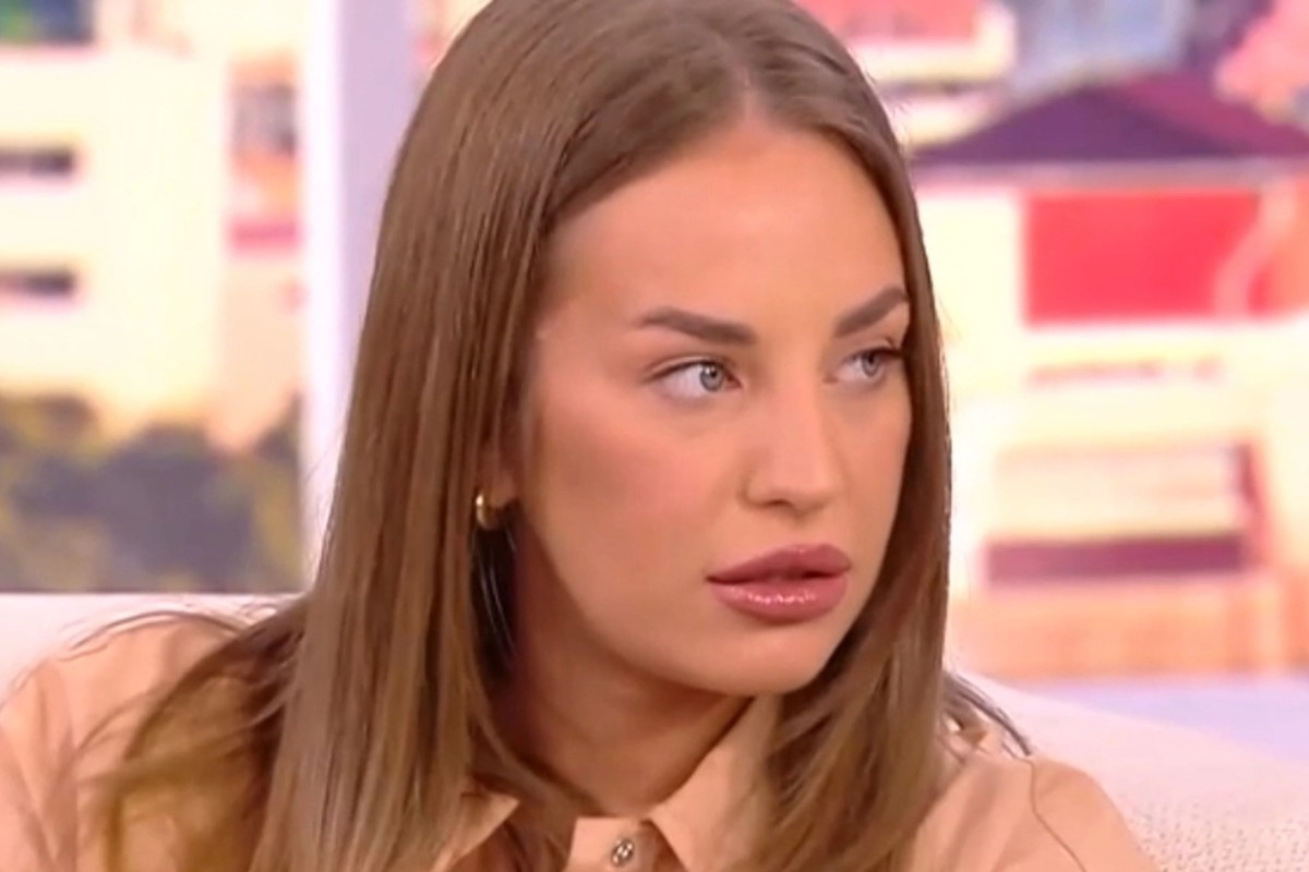 Ανδρομάχη: «Ήμουν 16 χρονών όταν με εκβίαζαν με φωτογραφίες μου ..»