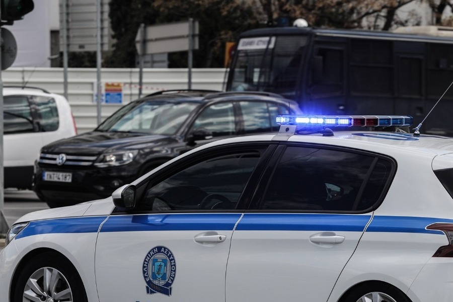 Χαλκίδα: Τα σημειωματάρια του κυκλώματος εφοριακών, με ονόματα και ποσά