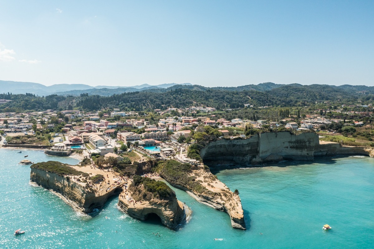 Eτοίμασε τις βαλίτσες σου και ζήσε μία αξέχαστη εμπειρία Πάσχα στα Brown Hotels