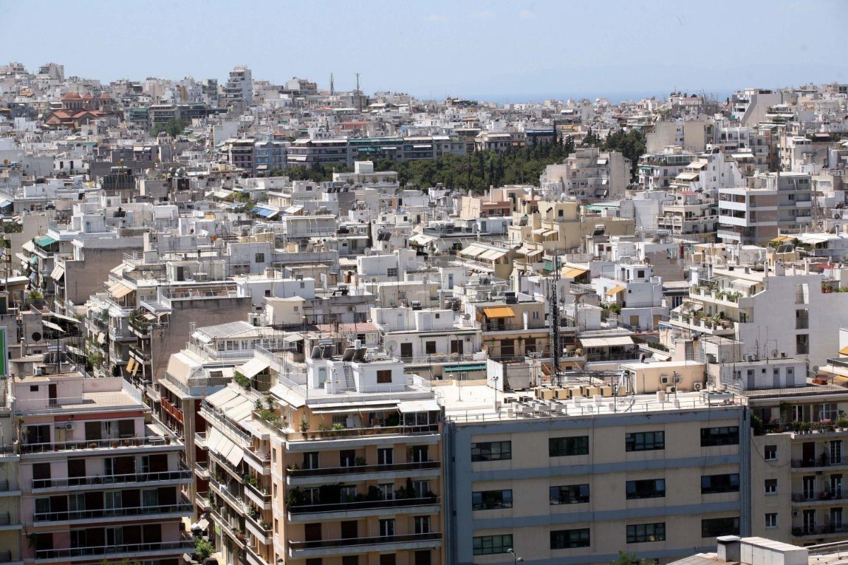 Στεγαστικά δάνεια: Περισσότεροι δικαιούχοι στην επιδότηση 50% των επιτοκίων