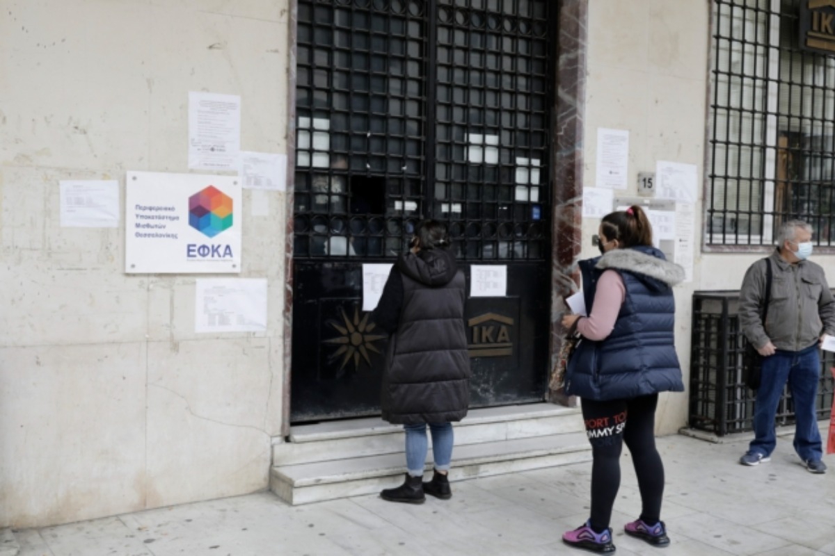 Καμπανάκι για ελεύθερους επαγγελματίες: Χωρίς δωρεάν ιατρική κάλυψη όσοι έχουν χρέη