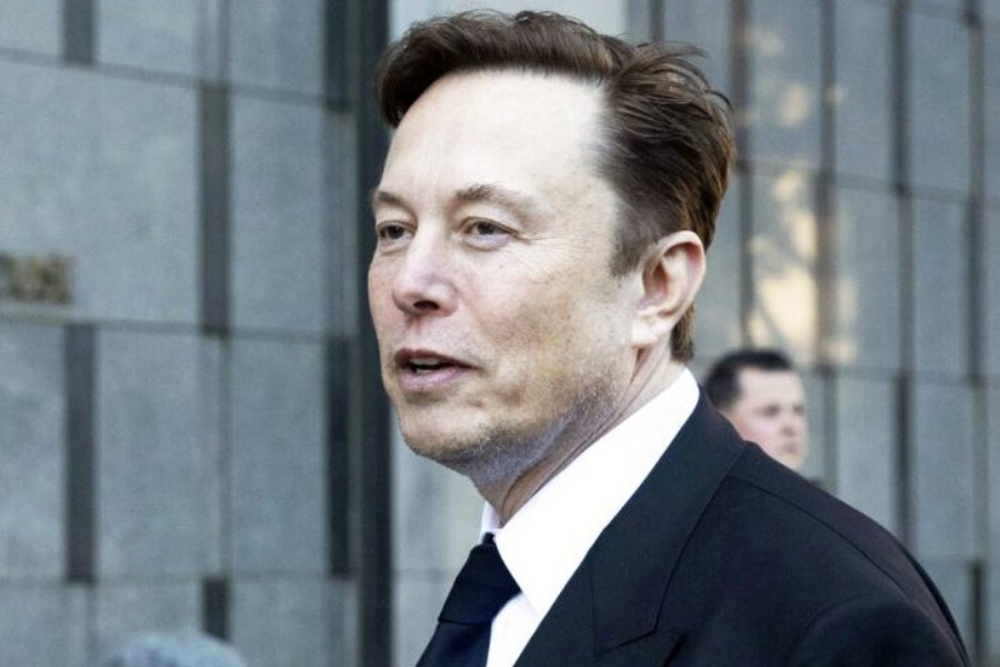 Tι συνέβη με το X‑Twitter: Στο 1/3 η αξία του μετά τον Έλον Μασκ