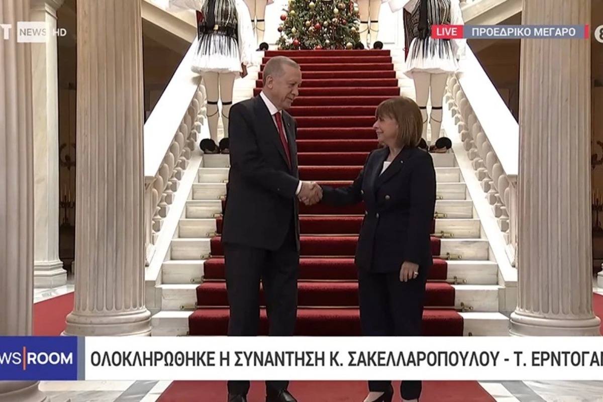 Ερντογάν σε Σακελλαροπούλου: «Να μιλήσουμε βλέποντας το γεμάτο μέρος του ποτηριού» – Το ευχαριστώ της ΠτΔ στα τουρκικά