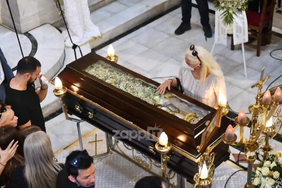 Γιάννης Φλωρινιώτης: Υποβασταζόμενη στην κηδεία η κόρη του, Αννα