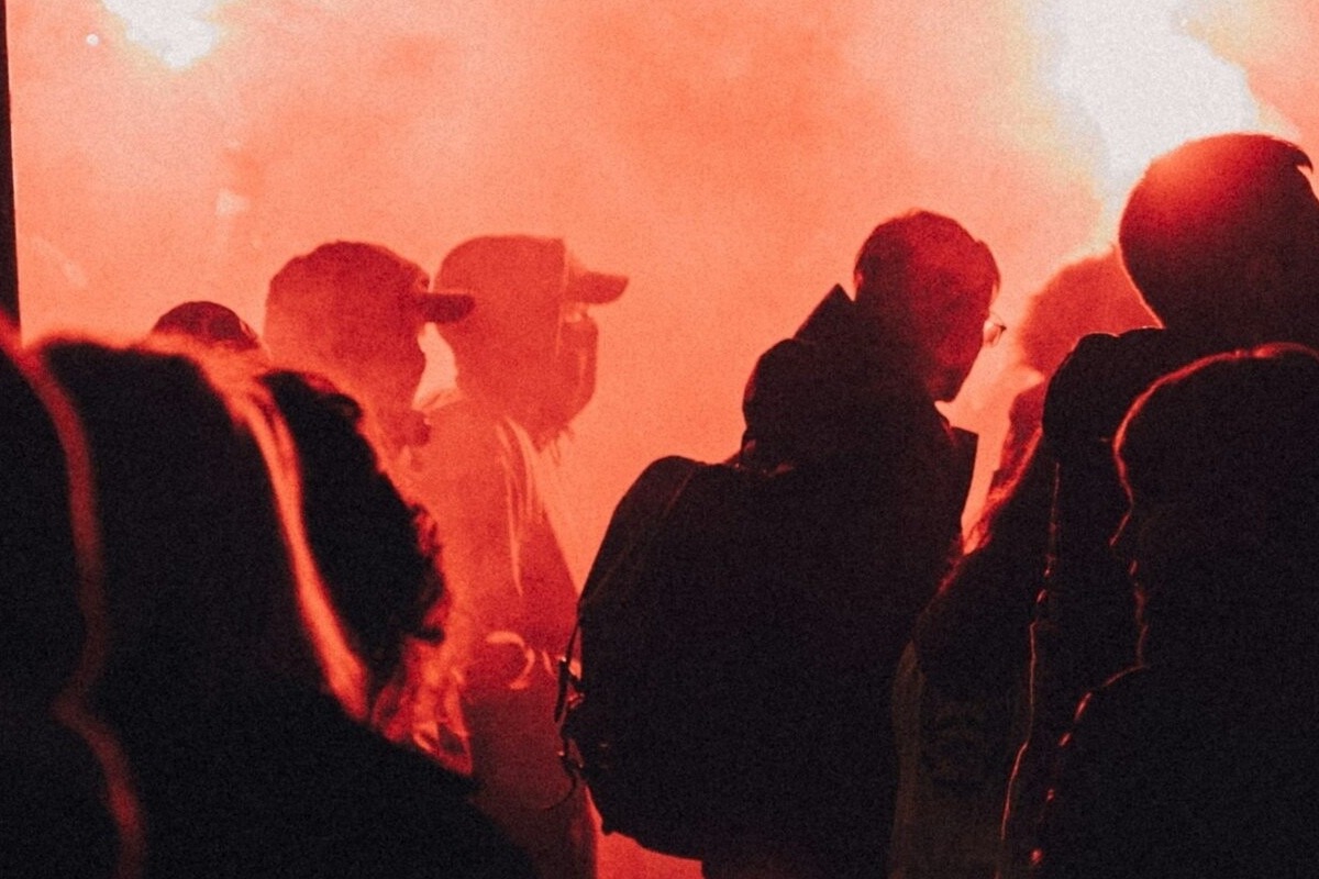 Οπαδική βία στη Θεσσαλονίκη – Επιτέθηκαν και τραυμάτισαν δύο άτομα την ώρα που έκαναν τζόκινγκ