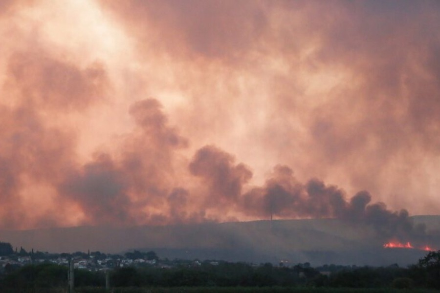 Τοξικός αέρας στην Ελλάδα μετά τις φωτιές ‑ Σοβαρές επιπτώσεις στην υγεία