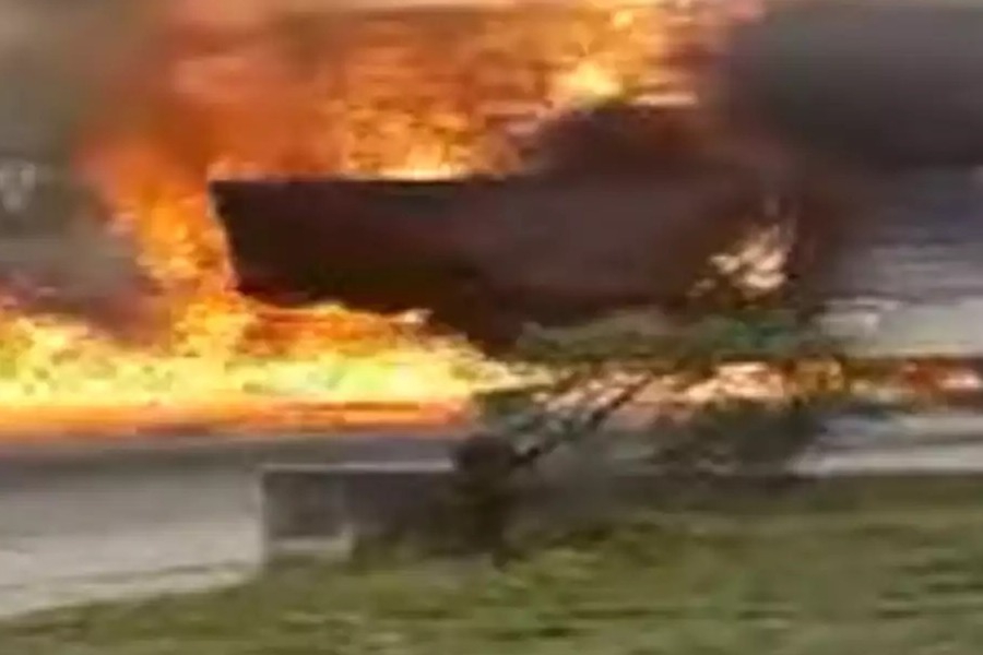 Θεσσαλονίκη: Βίντεο με τη φωτιά σε λεωφορείο του ΟΑΣΘ σε τερματικό σταθμό