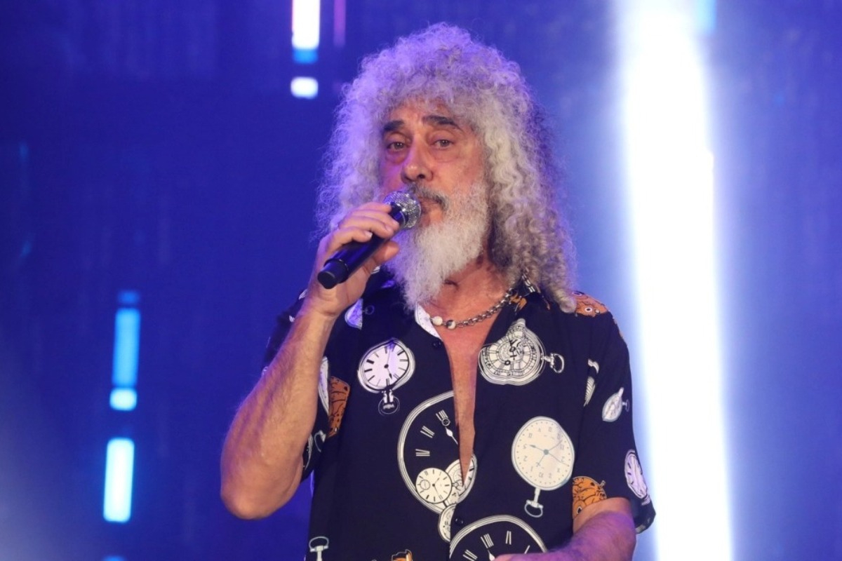 Γιάννης Γιοκαρίνης: Στον εισαγγελέα ο τραγουδιστής μετά την επiθεση στη σύζυγό του