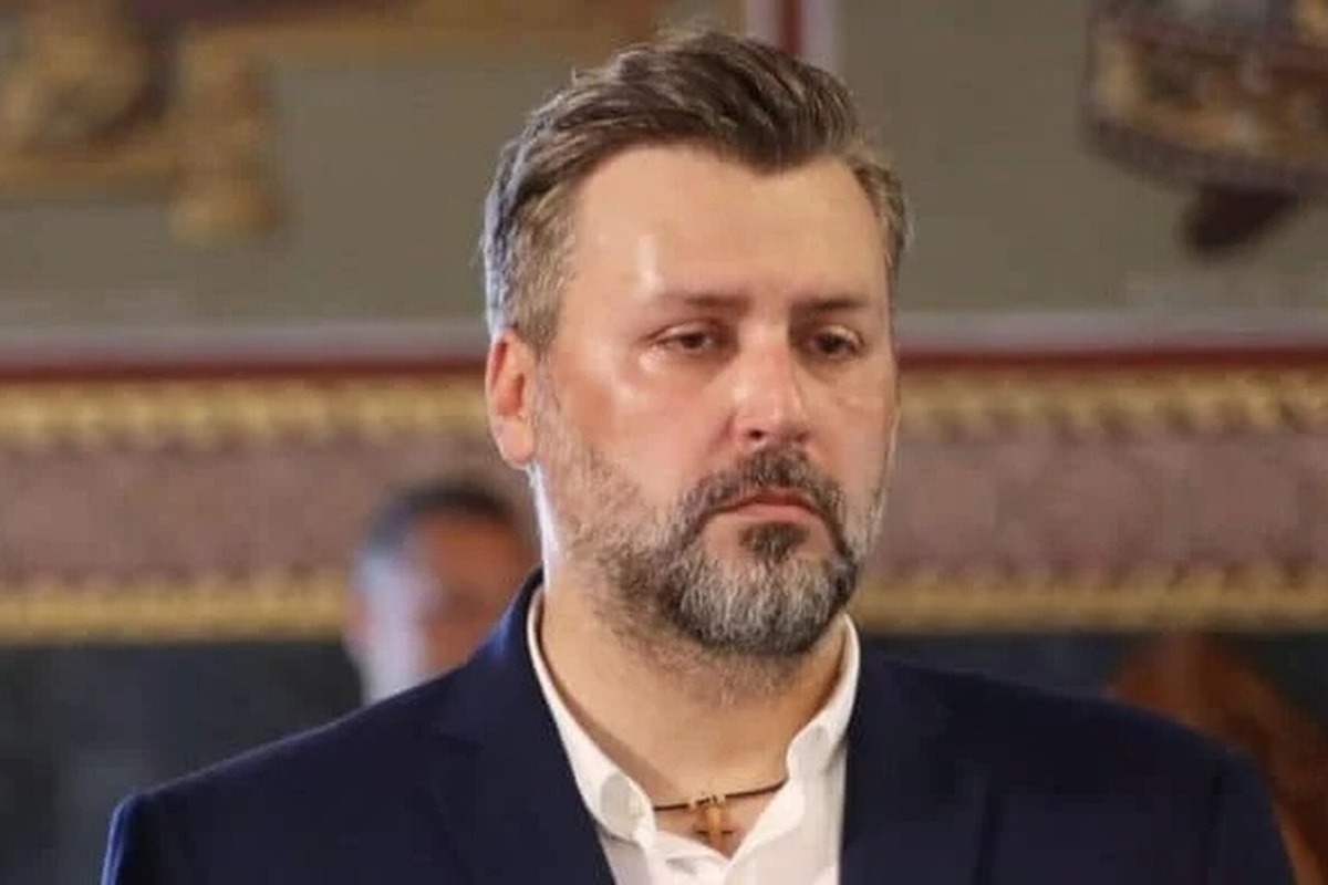 Γιάννης Καλλιάνος: «Δεν ζήτησα καμία ιδιαίτερη μεταχείριση για τον πατέρα μου» - Νέα τοποθέτηση του βουλευτή