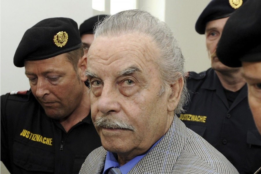 Απαγορεύτηκε στο «τέρας της Αυστρίας» να μεταφερθεί σε κανονική φυλακή ‑Αιχμαλώτισε και βίαζε την κόρη του για 24 χρόνια