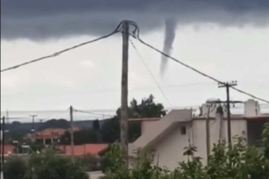 Βίντεο: Η στιγμή που ο υδροστρόβιλος έκανε την εμφάνισή του στη λίμνη Βιστωνίδα