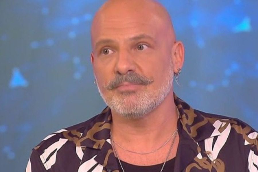 Νίκος Μουτσινάς: «Εκνευρίζομαι, θυμώνω όταν λένε κάτι τέτοιο για μένα»