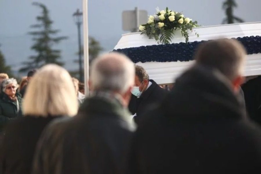 Τέμπη: Θρήνος στην κηδεία του 28χρονου Σωτήρη