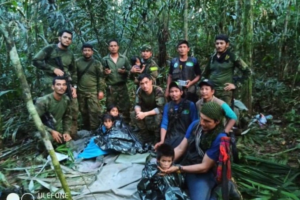 Θρίλερ στην Κολομβία: Ρίχνουν φυλλάδια και κιτ επιβίωσης στη ζούγκλα για τα αγνοούμενα παιδιά