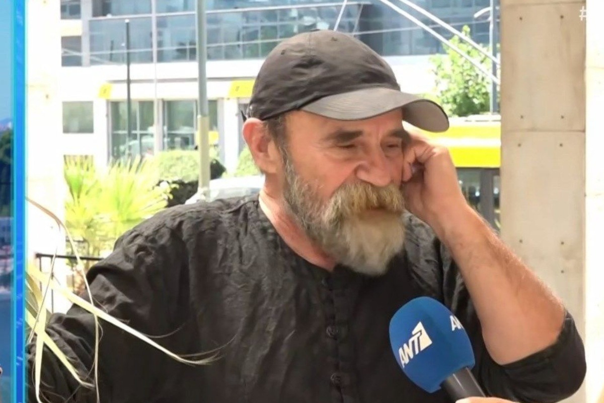 Στη ΓΑΔΑ ο Κωνσταντίνος Πολυχρονόπουλος μαζί με τη μητέρα του – «Εισροή χρημάτων στον Αλλο Ανθρωπο δεν υπάρχει»