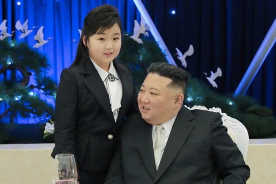 Έξαλλοι οι βορειοκορεάτες για την «καλοταϊσμένη» κόρη του Κιμ - «Πεινάμε!» - Οι Βορειοκορεάτες είναι αγανακτισμένοι