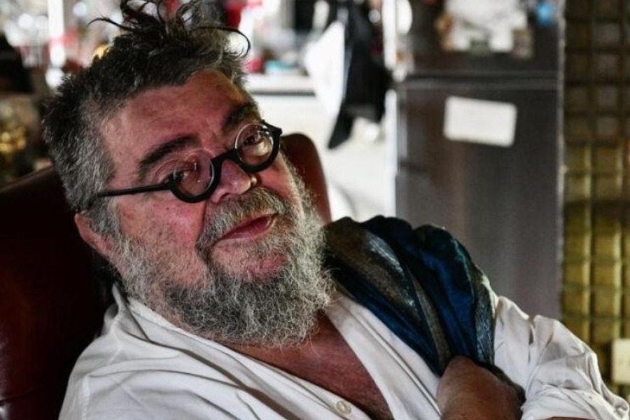 Σταμάτης Κραουνάκης: Λατρεύω τον Γιώργο Νταλάρα και τον σκασμό όλες!