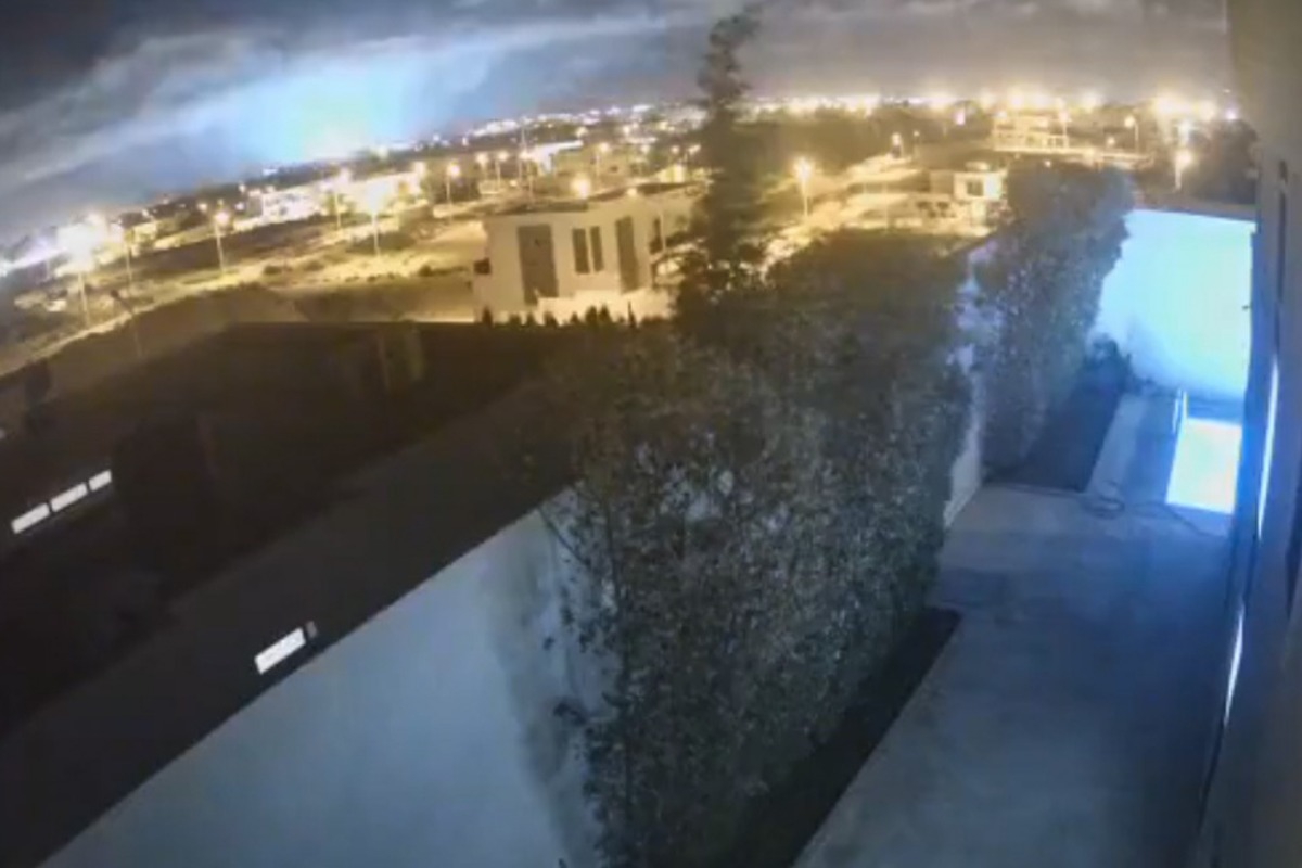 Σεισμός στο Μαρόκο: Βίντεο δείχνει μυστηριώδες φως στον ουρανό πριν τη φονική δόνηση