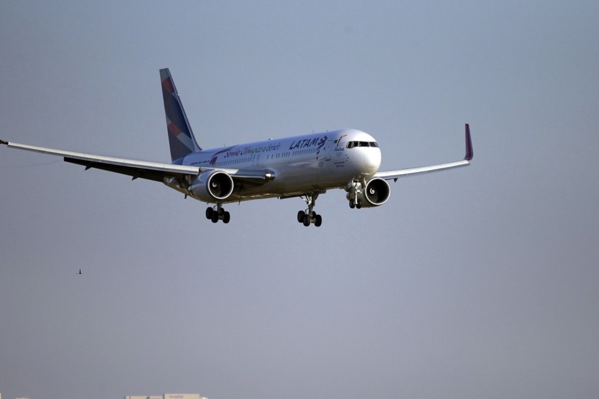 Τρόμος σε πτήση Boeing 787 από Σίδνεϊ για Ώκλαντ: 50 τραυματίες από «βουτιά» του αεροπλάνου