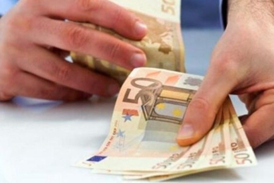 Πέντε πακέτα αυξήσεων σε μισθούς και επιδόματα