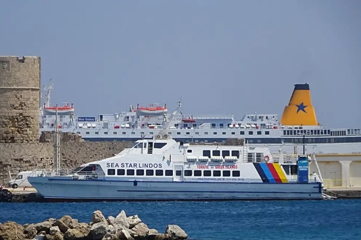 Πρόσκρουση του «Sea Star Lindos» στο λιμάνι της Ρόδου κατά τη διαδικασία κατάπλου ‑ 41 επιβάτες, 8 μέλη πλήρωμα
