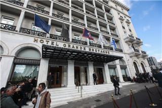 Κηδεία τέως βασιλιά: Η αποστολή που άλλαξε ξενοδοχείο γιατί «βρήκε ακριβή τη Μεγάλη Βρεταννία»