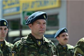 25η Μαρτίου ‑ Κασσελάκης: Παρήλασε με άγημα στη Θήβα