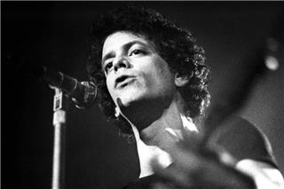 Σαν σήμερα: Πέθανε ο αξέχαστος Lou Reed