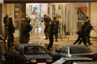 Σαν σήμερα: Οι τρεις ημέρες ομηρίας στο θέατρο του θανάτου