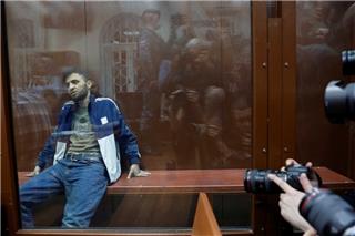 Τρομοκρατική επίθεση στη Μόσχα: Προφυλακίστηκαν οι τέσσερις συλληφθέντες για το πολύνεκρο χτύπημα