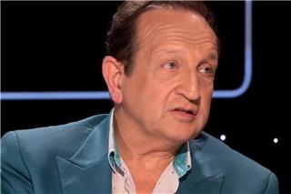 Ξέρω άλλους που έχουν πάει με χιλιάδες, λέει ο Μπιμπίλας για τη δήλωσή του ότι έχει πάει με 25 άντρες