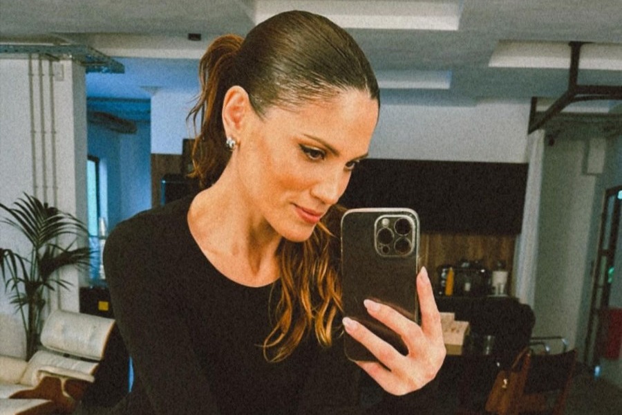 Η Μαίρη Συνατσάκη απαντά στον Ηλία Ψινάκη