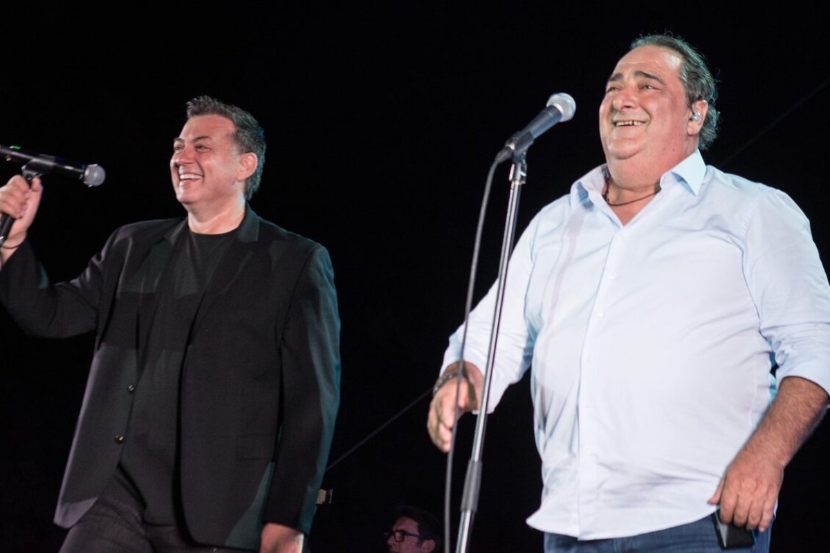 Βασίλης Καρράς: Το τηλεφώνημα στον Νίκο Μακρόπουλο πριν φύγει από τη ζωή