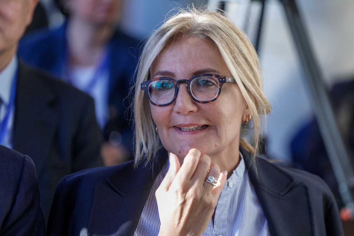 Εξώδικο από τη Μαρέβα Γκραμπόφσκι στην Έλενα Ακρίτα