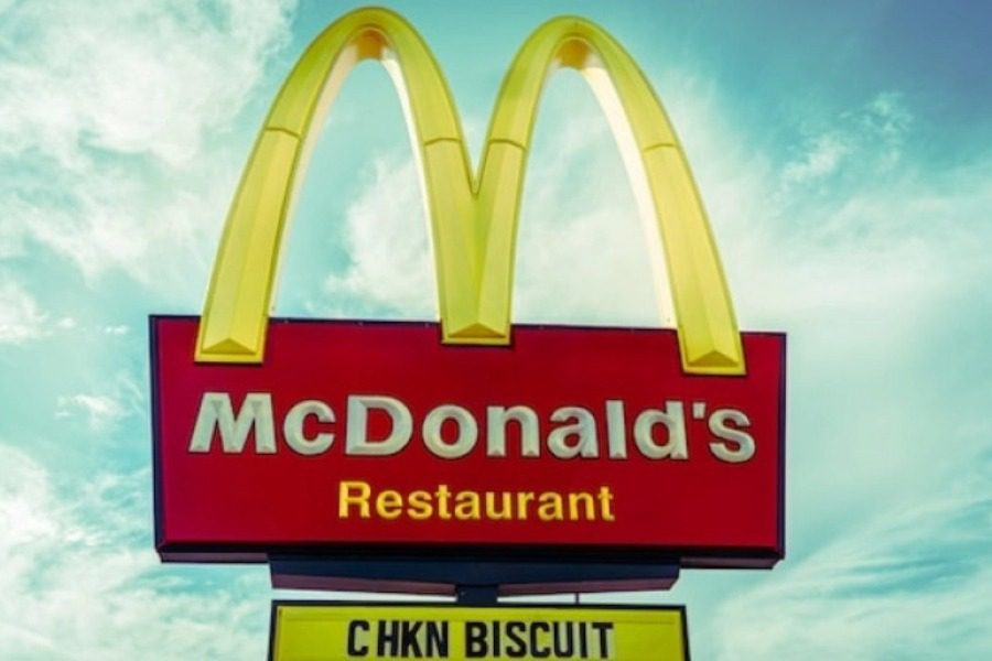 Μια περίεργη θεωρία για εpωτικό περιεχόμενο στο λογότυπο των McDonald`s