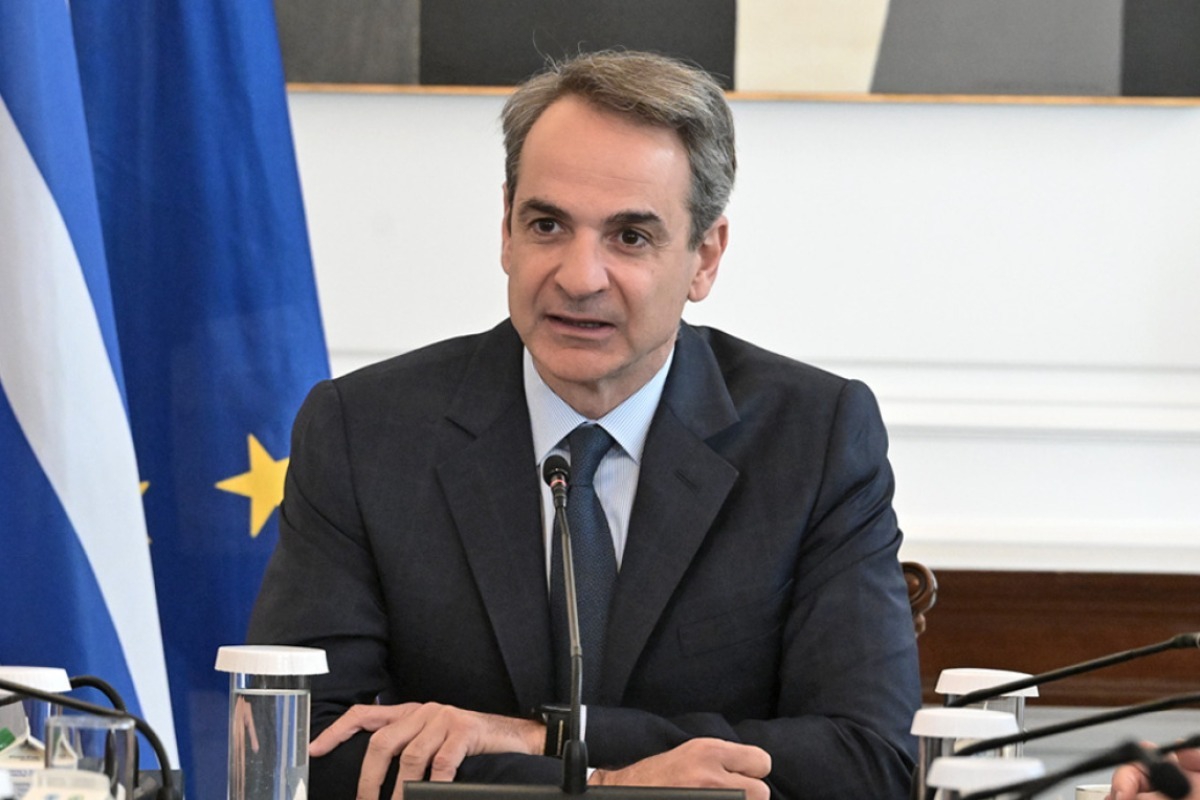 Γάμος ομόφυλων ζευγαριών: Ο Μητσοτάκης ανοίγει τα χαρτιά του