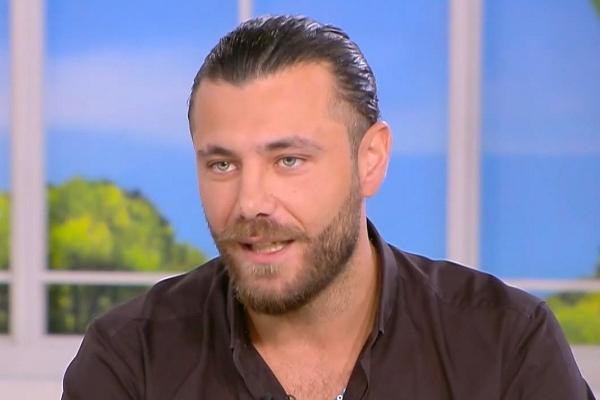 Ο Νίκος Μπάρτζης «καρφώνει» την Ασημίνα Χατζηανδρέου: «Ορκιζόταν πως δεν έτρωγε, η τσάντα της ήταν γεμάτη τάπερ»