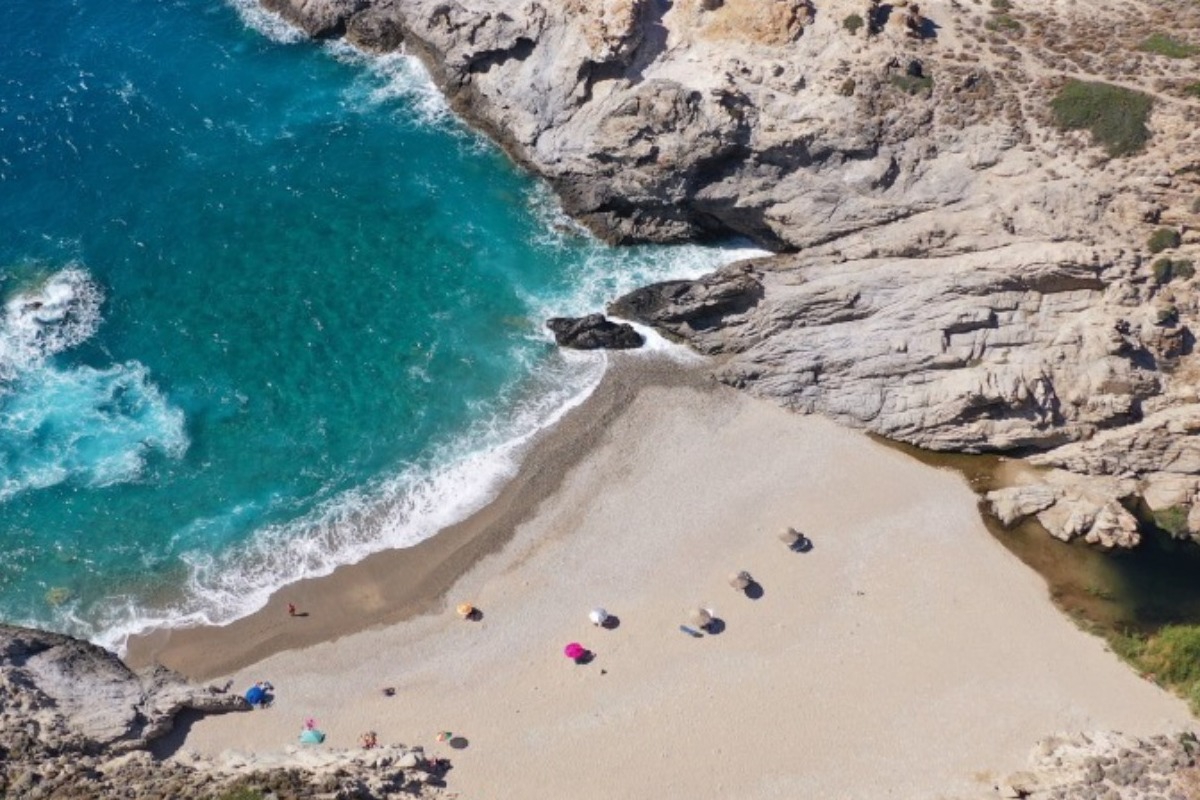 Αυτή είναι η πιο επικίνδυνη παραλία της Ελλάδας ‑ Δείτε γιατί